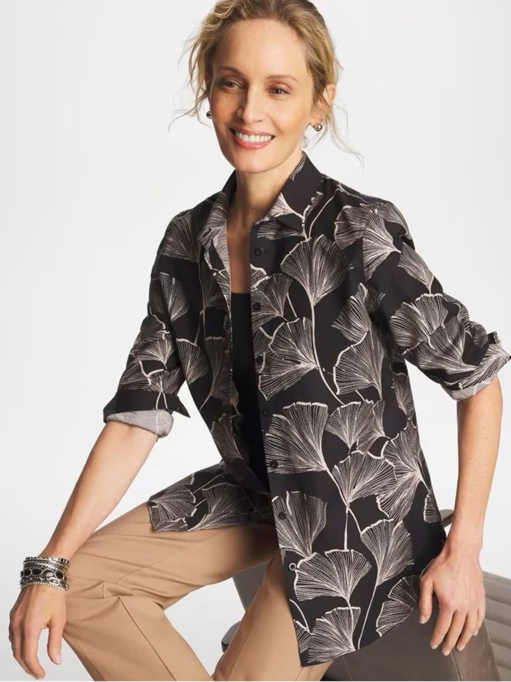 CHICO’S NWT 0.5 No Iron Stretch Ginkgo Glory Shirt in Black S 6 Floral Tropical